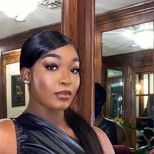 Meet your Posher, Adaeze